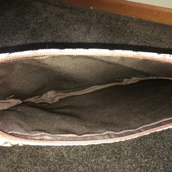 Classic Coach Laptop Case - Picture 3 of 3